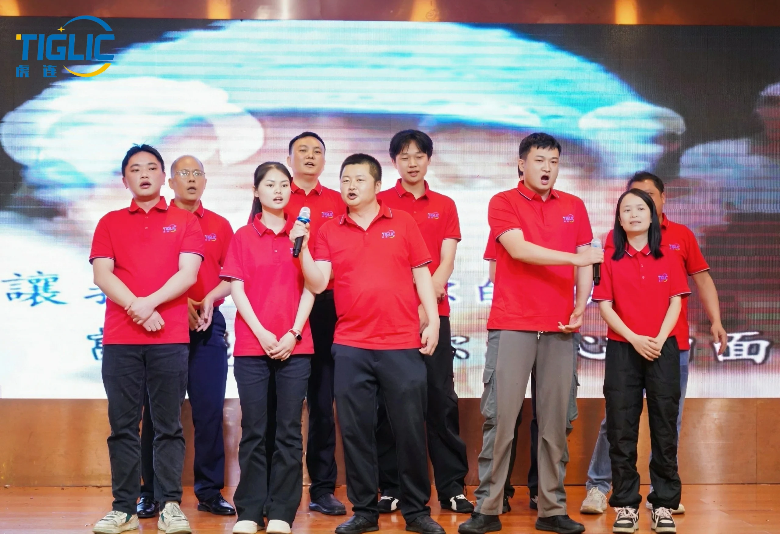 舞台表演